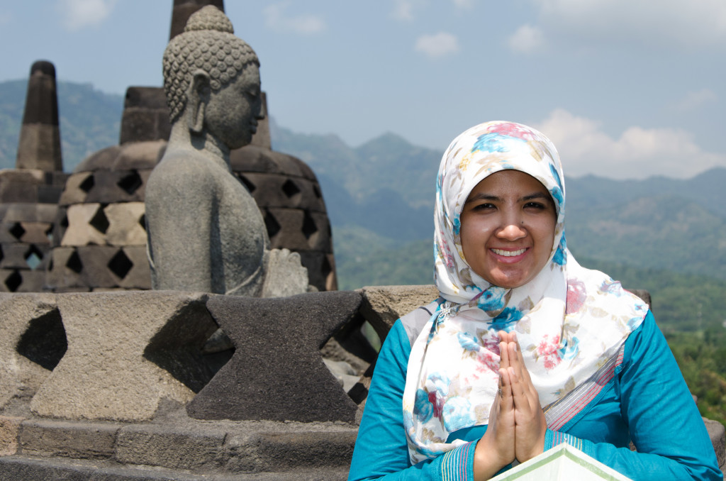 Borobudur ... cuma ada di Indonesia kan :)