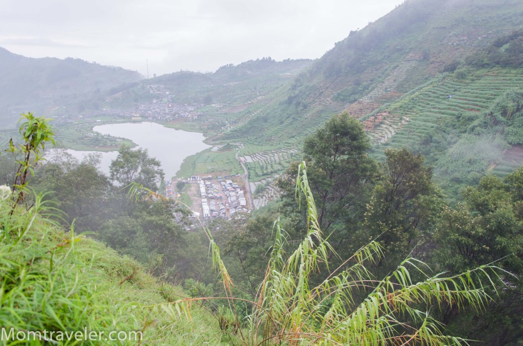 Telaga Cebong dari puncak Sikunir