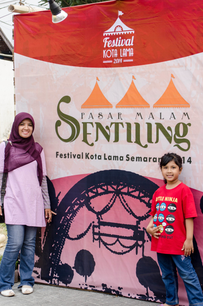 festival sentiling, diadakan di semarang 2014 lalu untuk mengenang 100 tahun festival Tentoosteling