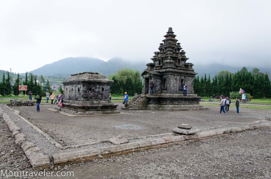 kompleks candi ini biasanya jdai ajang Jazz diatas awan