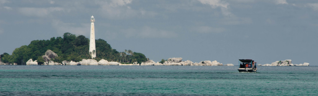 pulau Lengkuas menunggu dihadapan :)