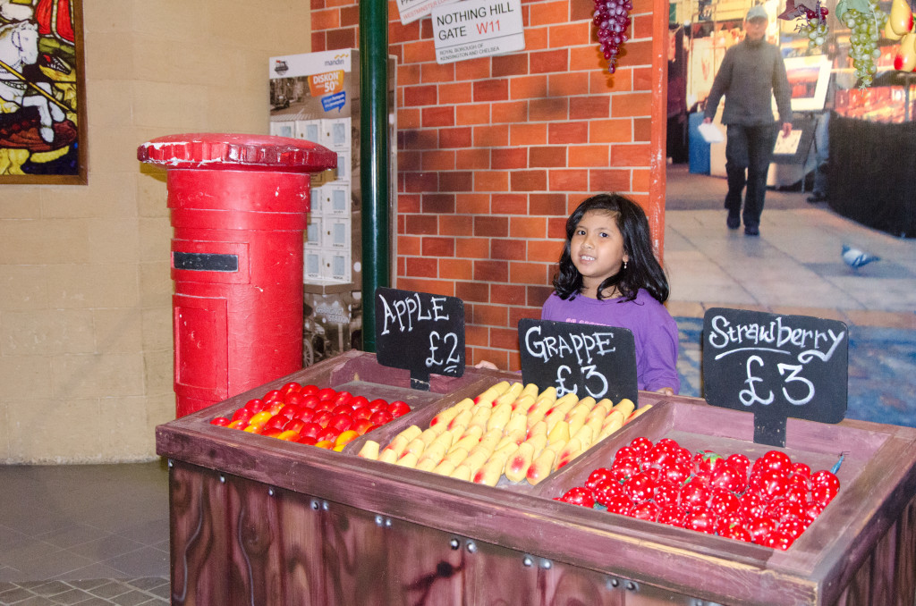 jualan strawberry di London :P