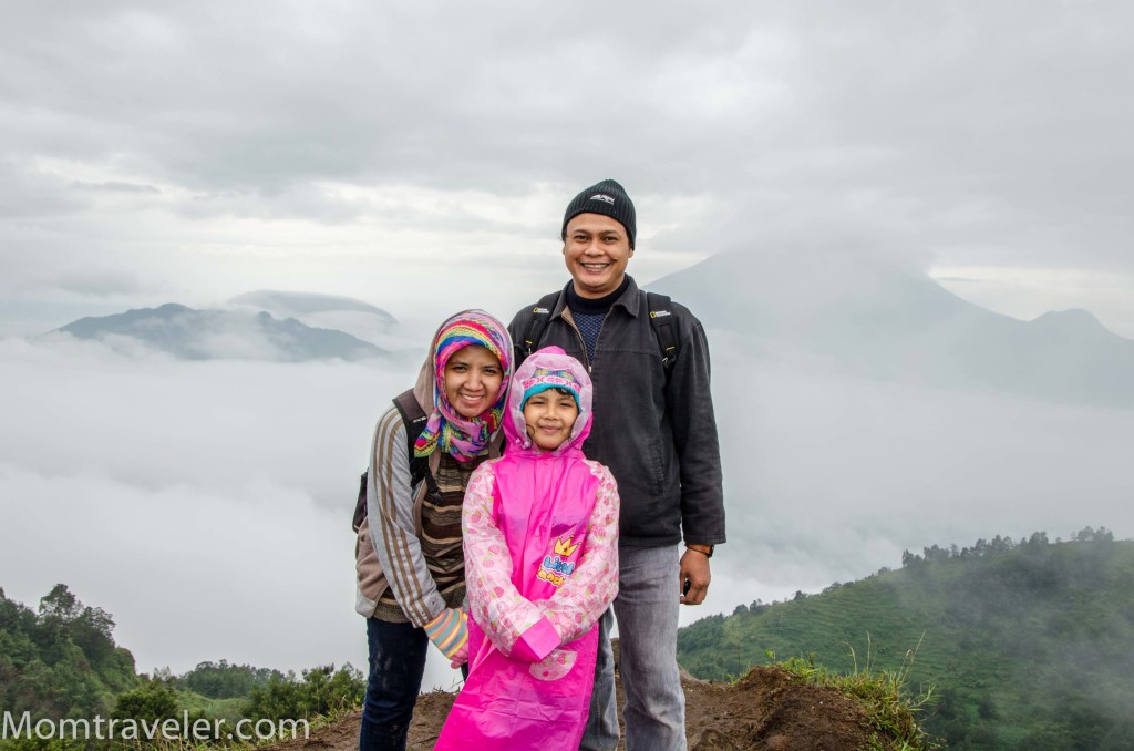 Tips naik gunung untuk perempuan