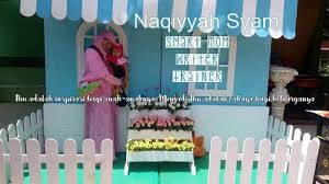 header blog mbak Naqi so cute ya :)