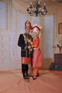 after 9 years of marriage. penganten kesiangan :P