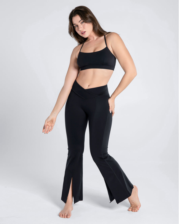 Cosmolle's Stylish Activewear: Don't Miss Out on Black Friday Sale -  Momtraveler's Tale